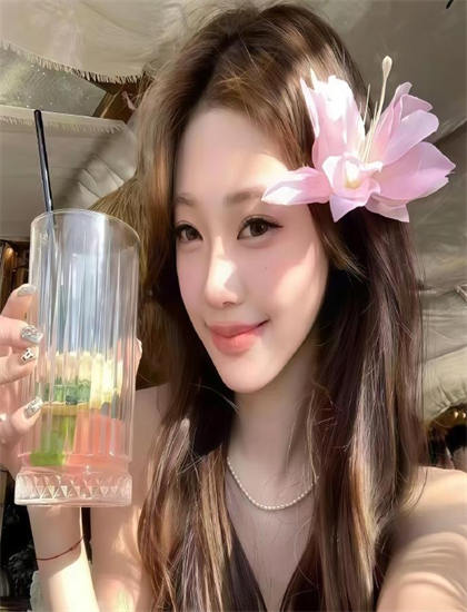 全新视角看《在恋爱之前》：短片的高速摄影的慢动作与细节捕捉——文化符号的象征意义