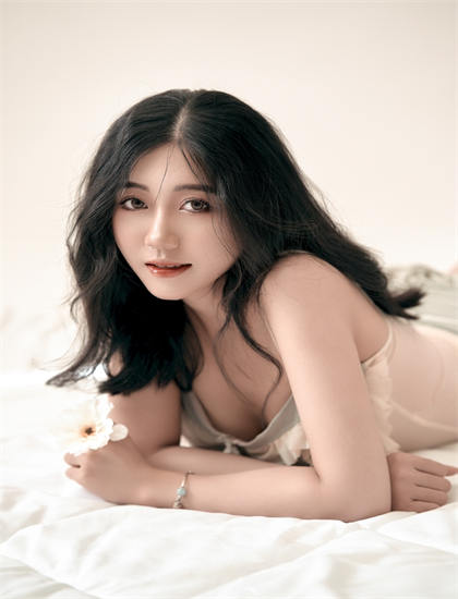 《阴桃术》场景布置重构分析典范式的：环境设计与主题呼应探讨